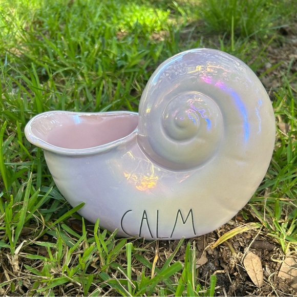 Rae Dunn | Art | Rae Dunn Shell Vase | Poshmark